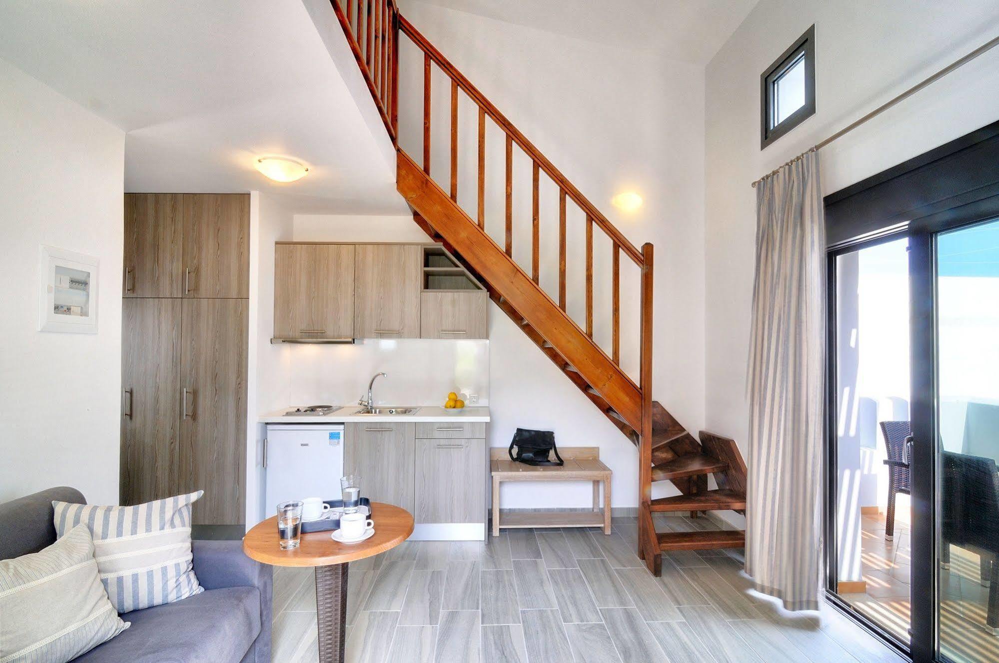 Myrtos Mare Suites Kültér fotó